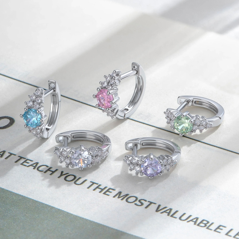 Crystal Cubic Zircon Ear Hoop, - đánh giá và giá Conch Earring Hoop