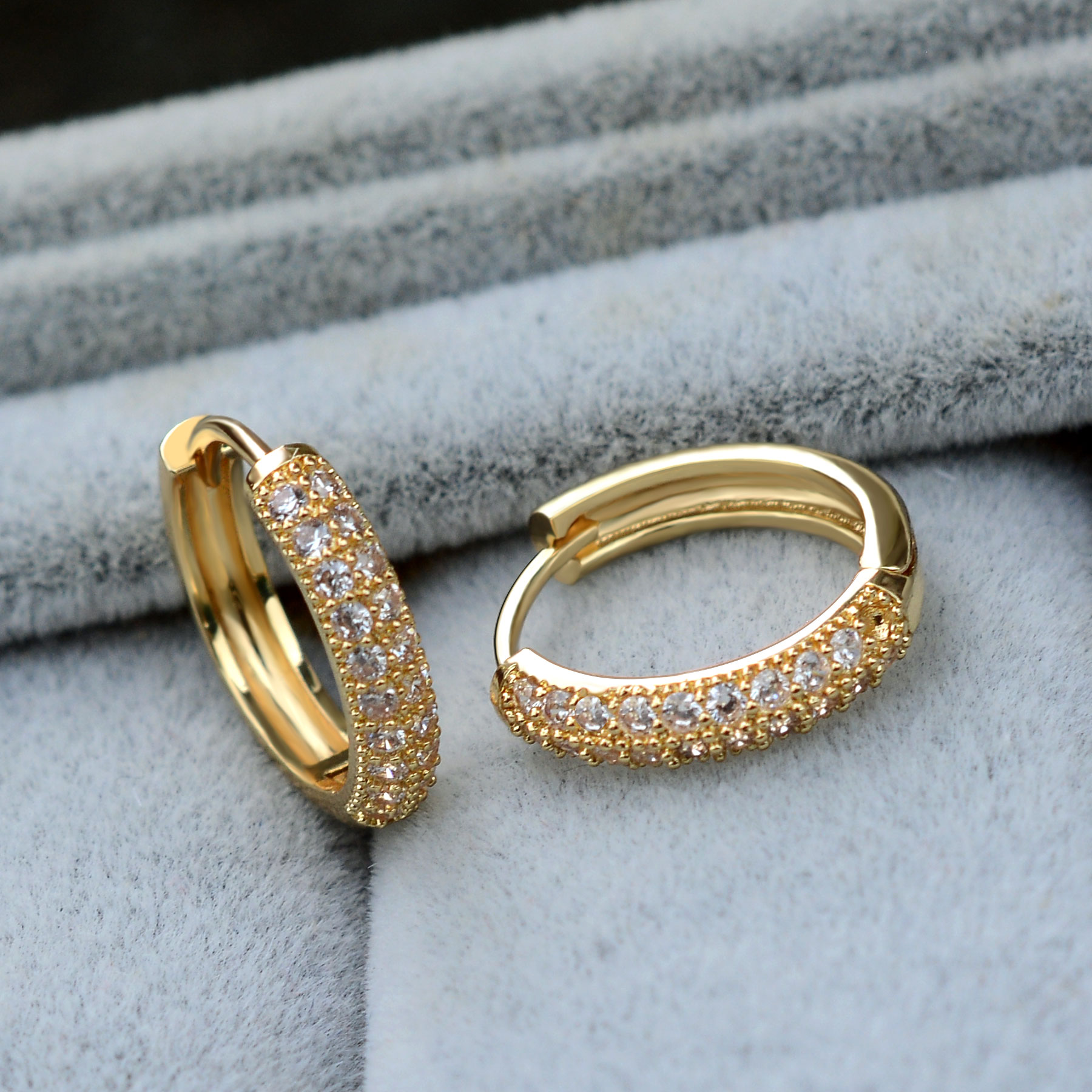 2024 Fashion Double Row Zircon - đánh giá và giá Conch Earring Hoop